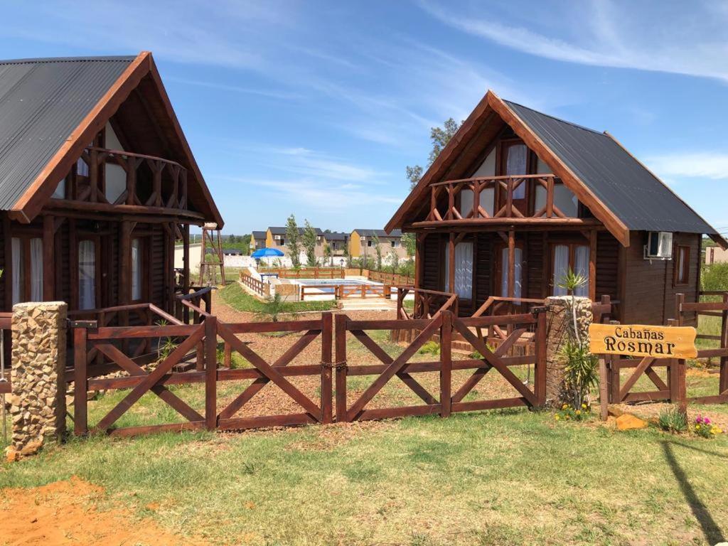 Cabanas Rosmar Colón Esterno foto